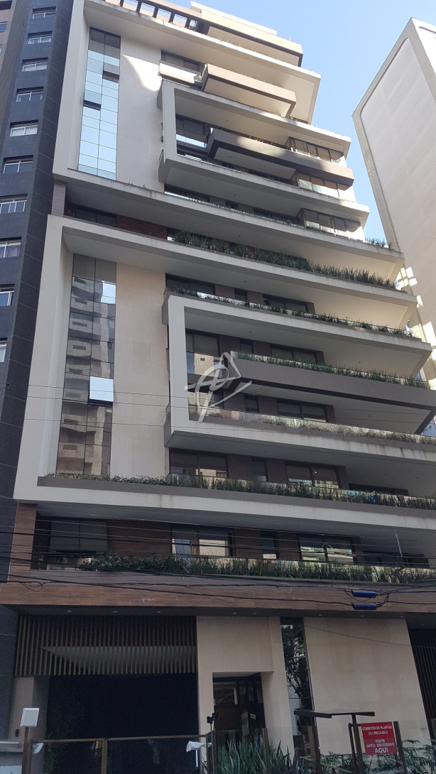 Foto 1 - APARTAMENTO em CURITIBA - PR, no bairro Água Verde - Referência 0281