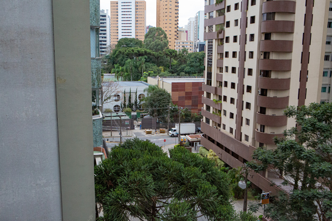 Foto 14 - APARTAMENTO em CURITIBA - PR, no bairro Água Verde - Referência 0281