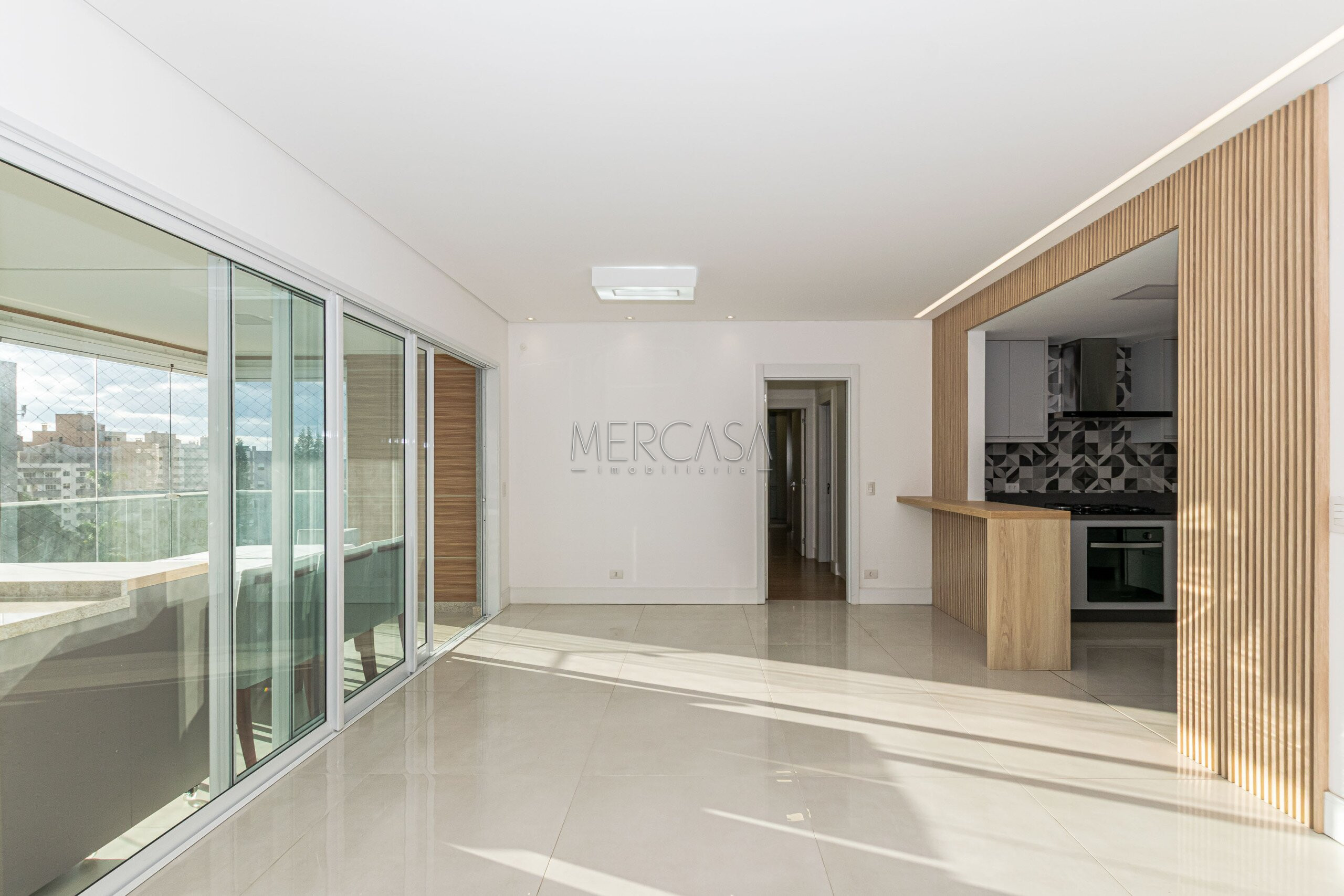 Apartamento para alugar em Ahú, Curitiba — Portal Chave Fácil