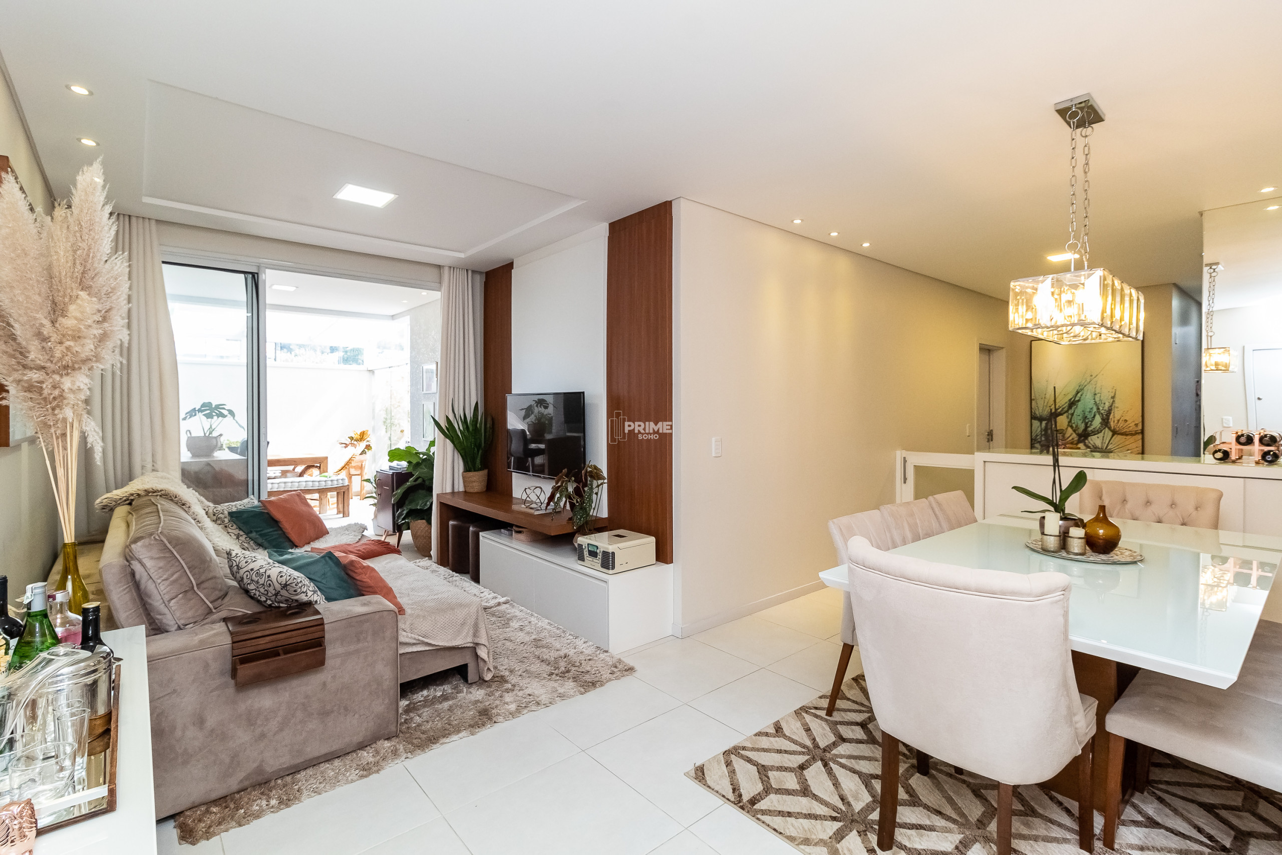 APARTAMENTO GARDEN em CURITIBA PR, no bairro Campo Comprido