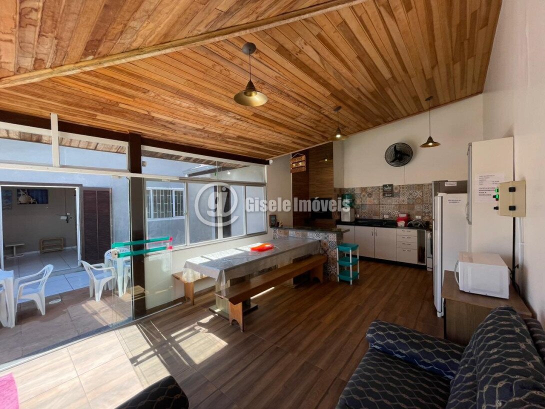 Foto 8 - CASA COM PISCINA - BALNEÁRIO IPANEMA - REF 212