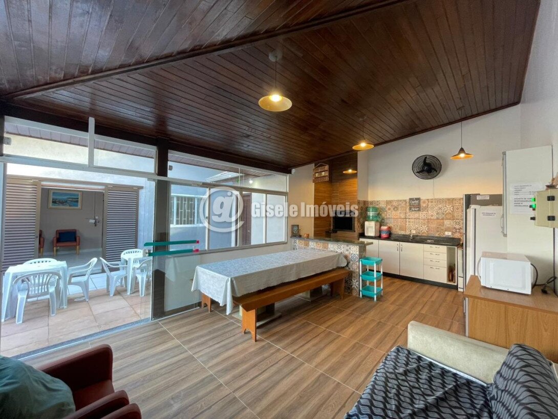 Foto 7 - CASA COM PISCINA - BALNEÁRIO IPANEMA - REF 212