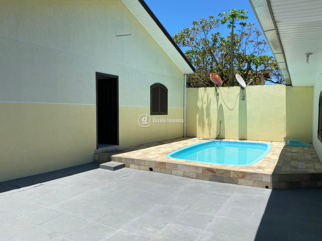Foto 2 - CASA COM PISCINA  - Balneário Ipanema - Ref 239