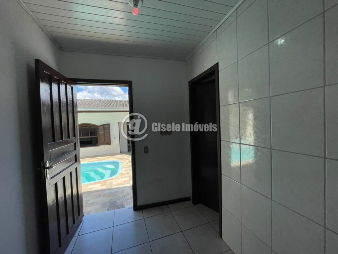 Foto 11 - CASA COM PISCINA  - Balneário Ipanema - Ref 239