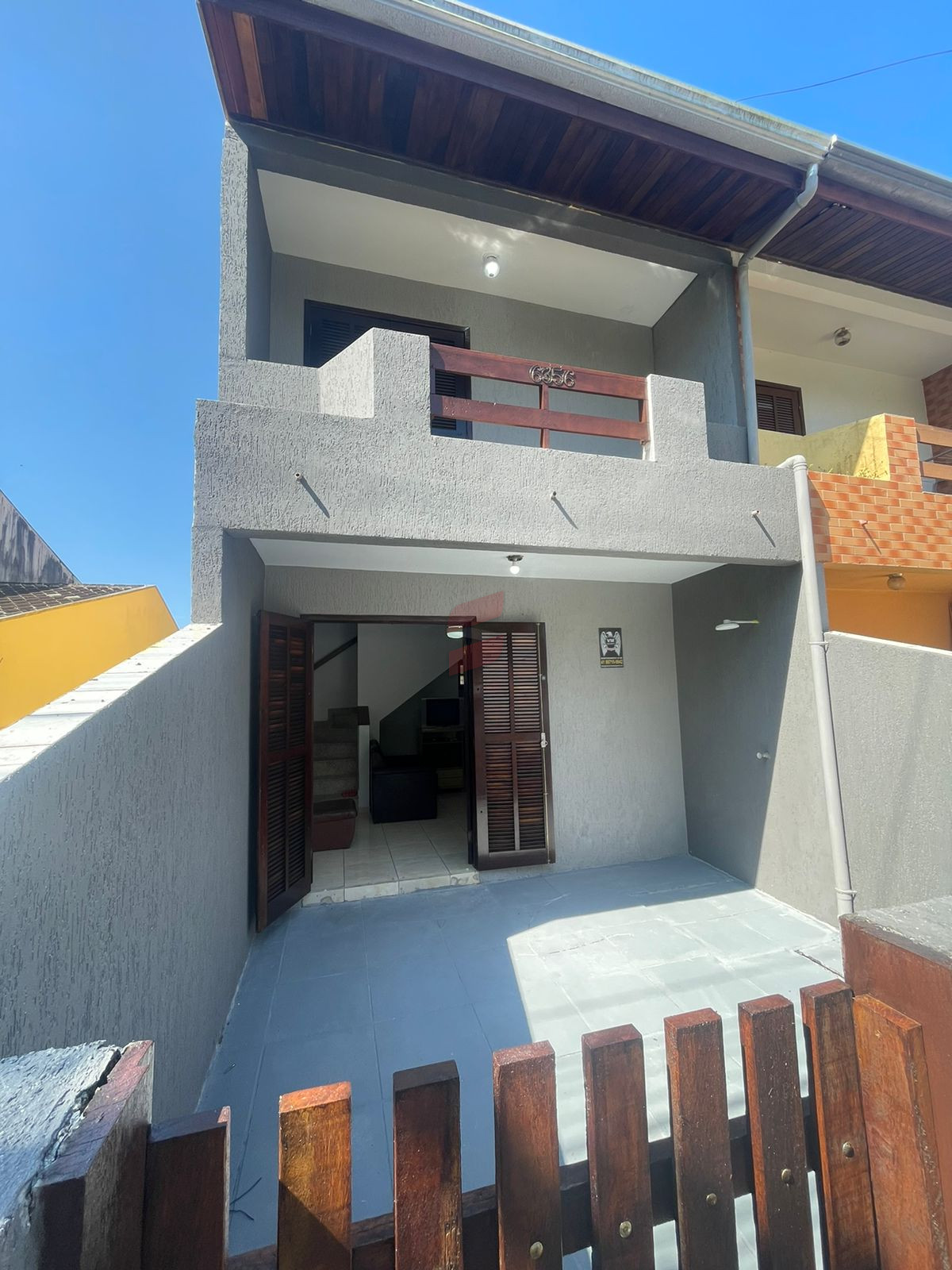 SOBRADO com 2 dormitórios à venda com 202.8m² por R$ 409.000,00 no bairro Balneário Betaras - MATINHOS / PR
