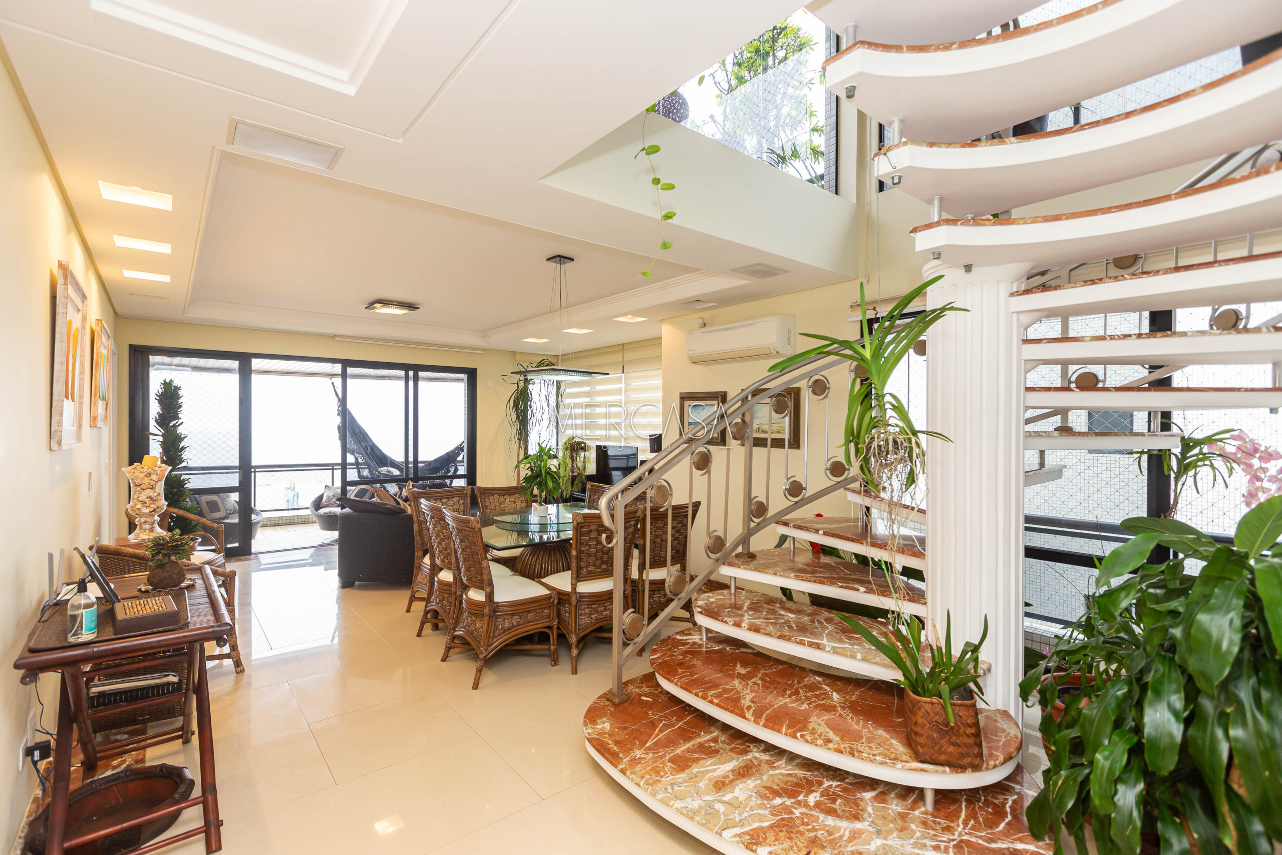 Casa à venda em Balneário Caiobá, Matinhos — Portal Chave Fácil