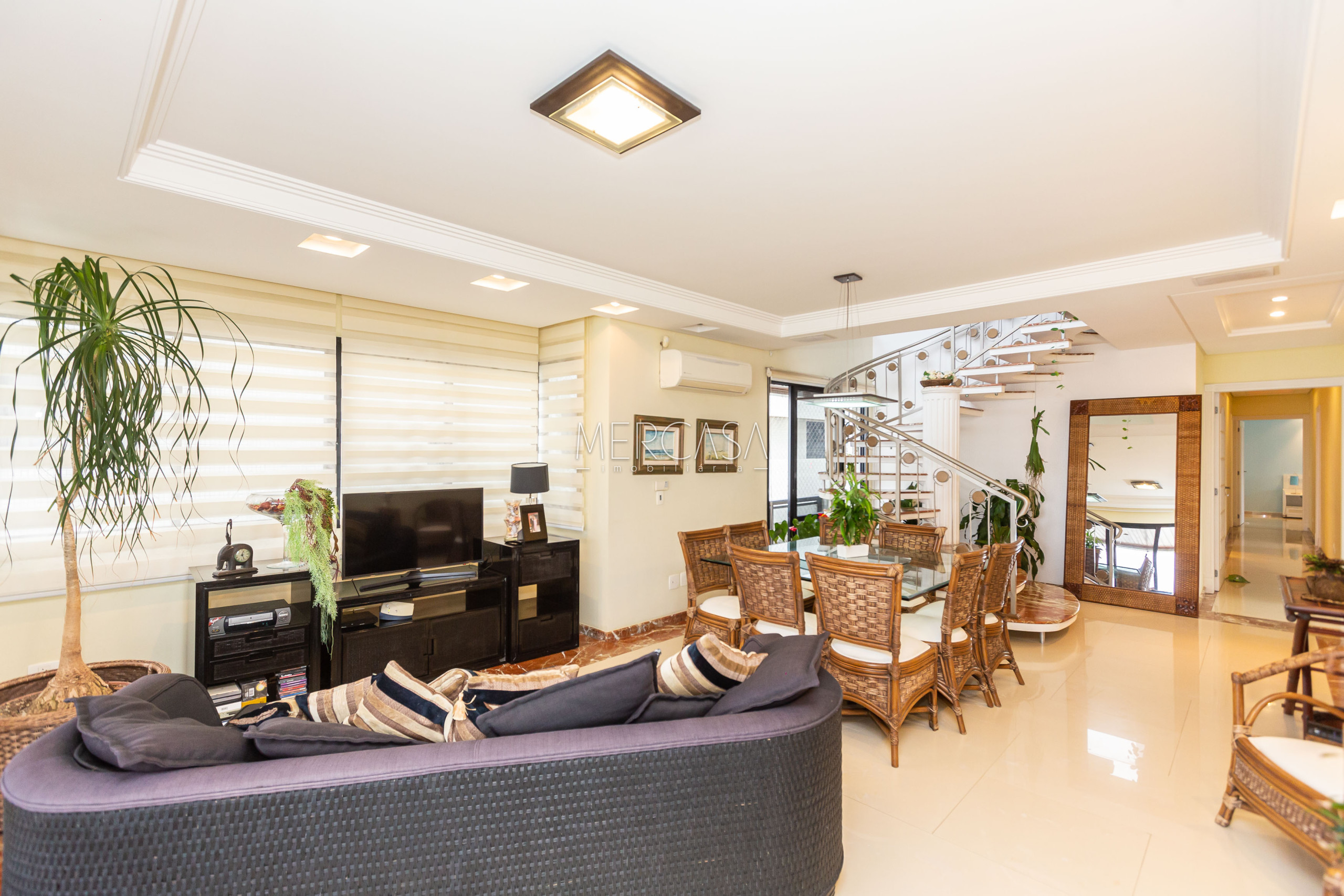 Casa à venda em Balneário Caiobá, Matinhos — Portal Chave Fácil