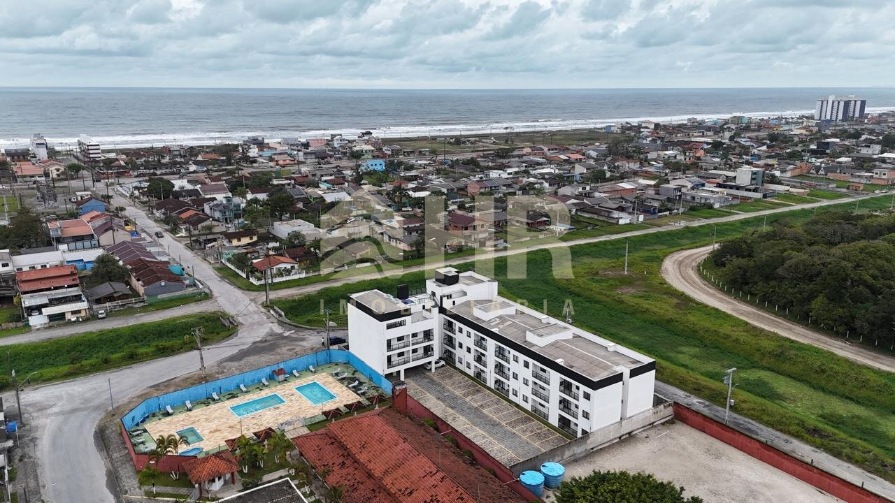 Apartamento em Balneário Albatroz — foto 2