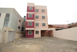 APARTAMENTO NOVO COM TRÊS DORMITÓRIOS, UM BANHEIRO E UMA VAGA DE GARAGEM, AGENDE SUA VISITA.Referência AP0279