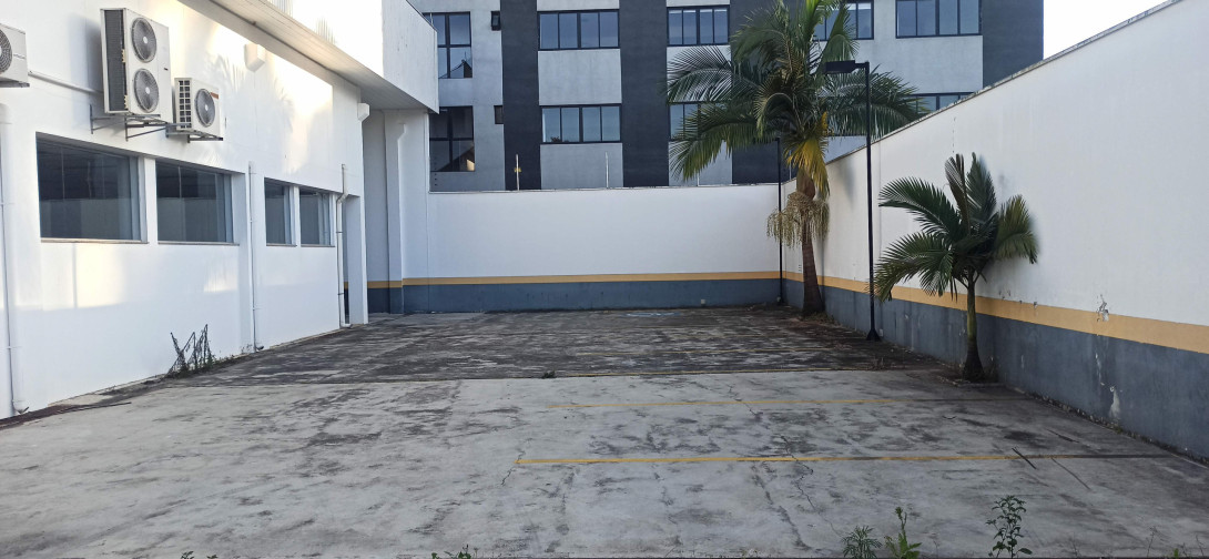 Foto 8 - LOJA em CURITIBA no bairro Bacacheri - Referência VI-VCERASTOGAERTNER