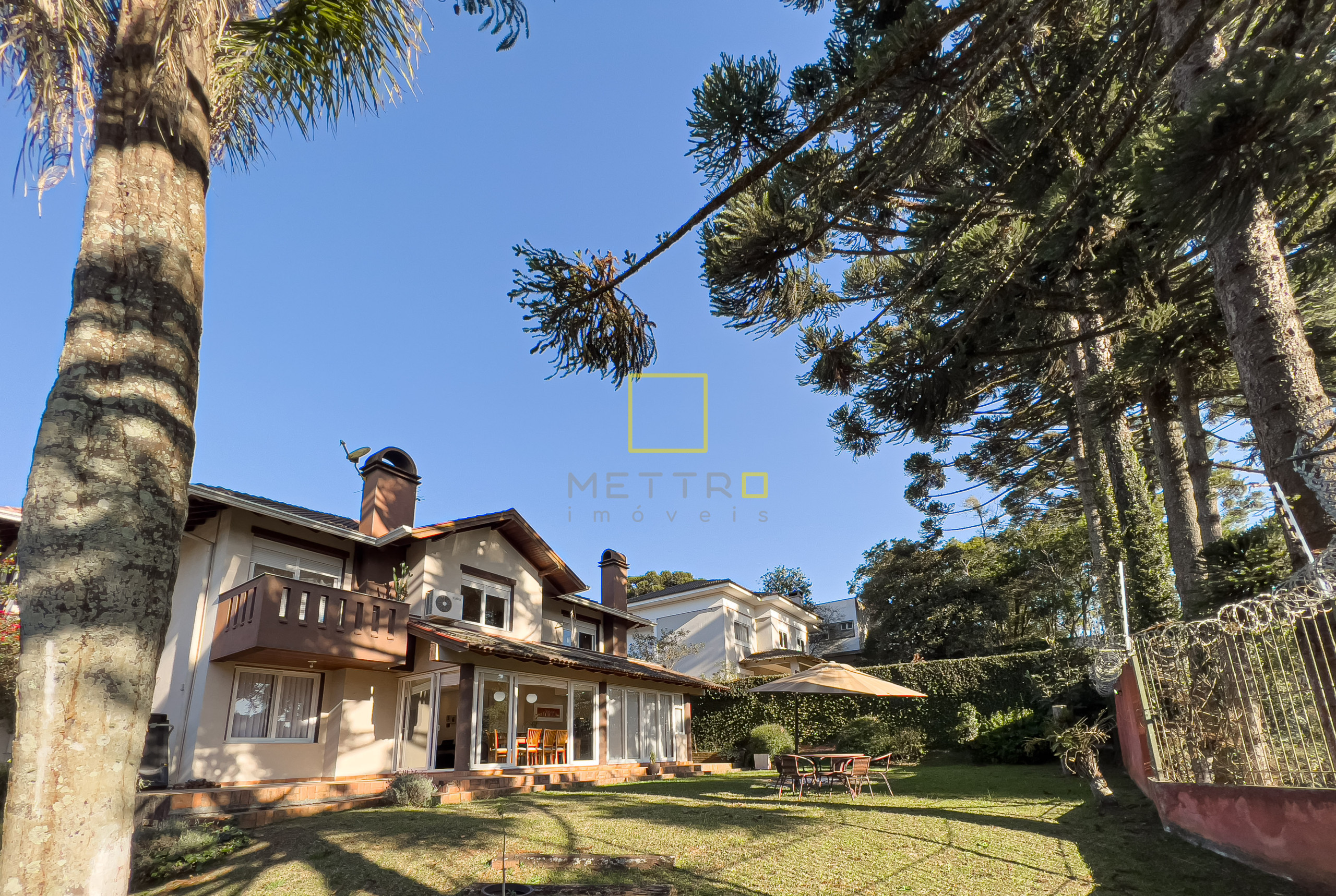 Casas com ar condicionado à venda em Santa Cândida, Curitiba, PR