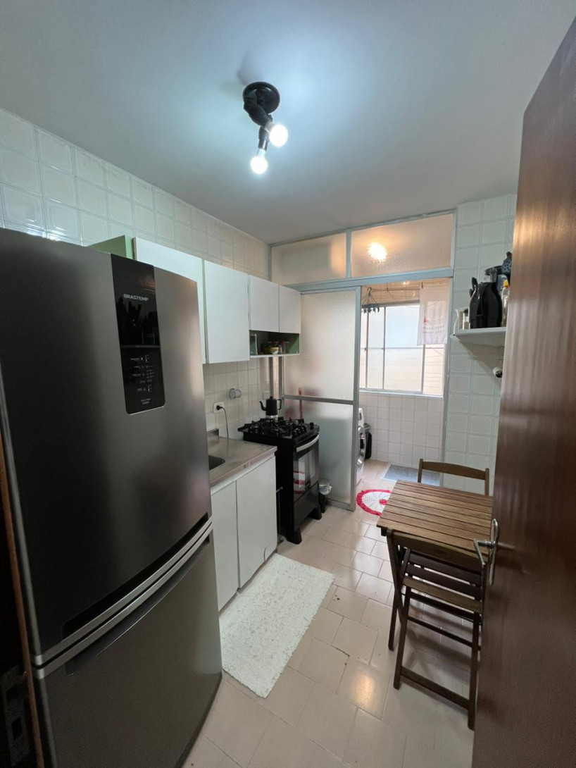 Foto 11 - APARTAMENTO em CURITIBA - PR, no bairro Água Verde - Referência 0302