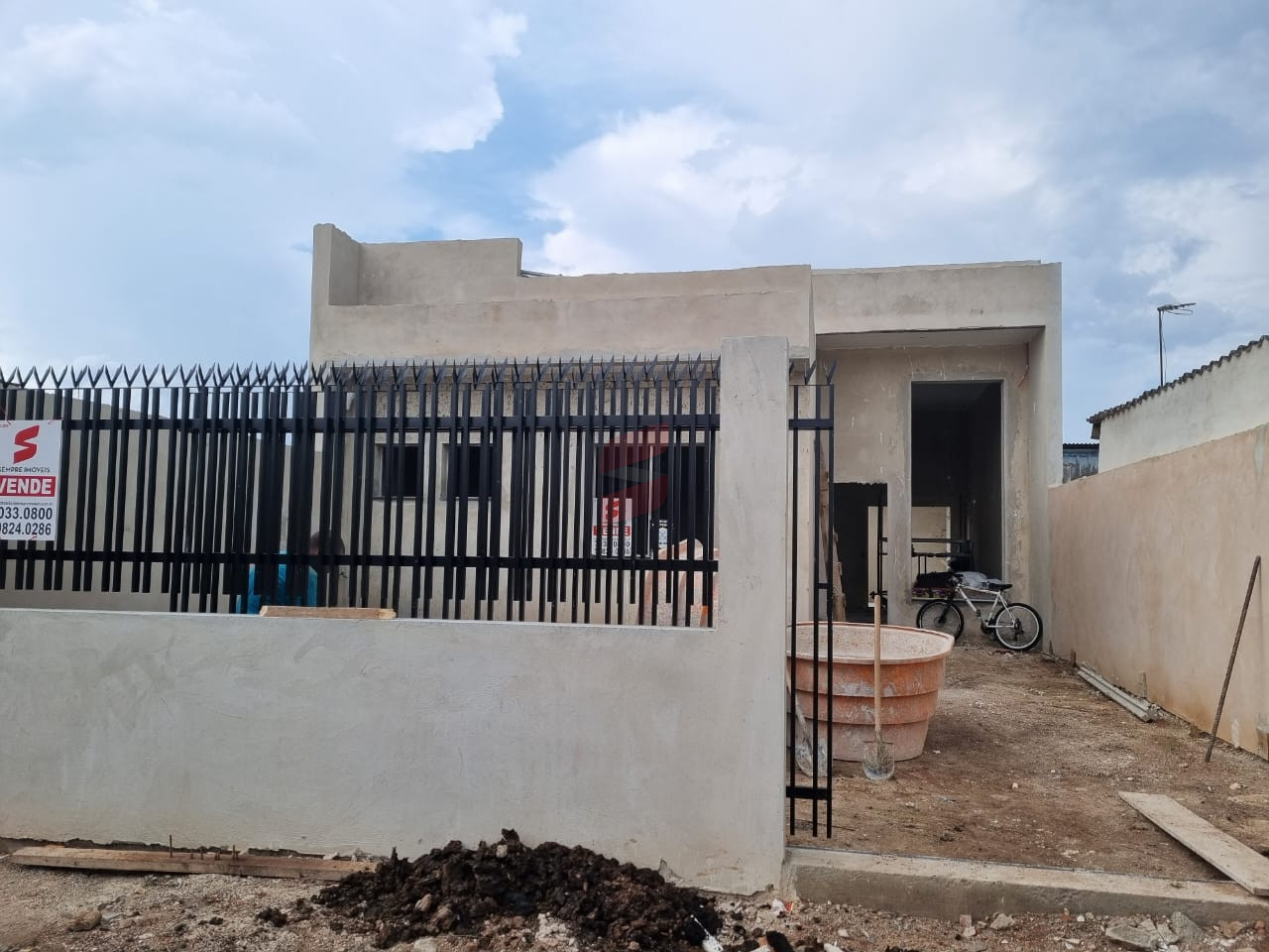 CASA com 3 dormitórios à venda com 160m² por R$ 459.000,00 no bairro Alto Tarumã - PINHAIS / PR
