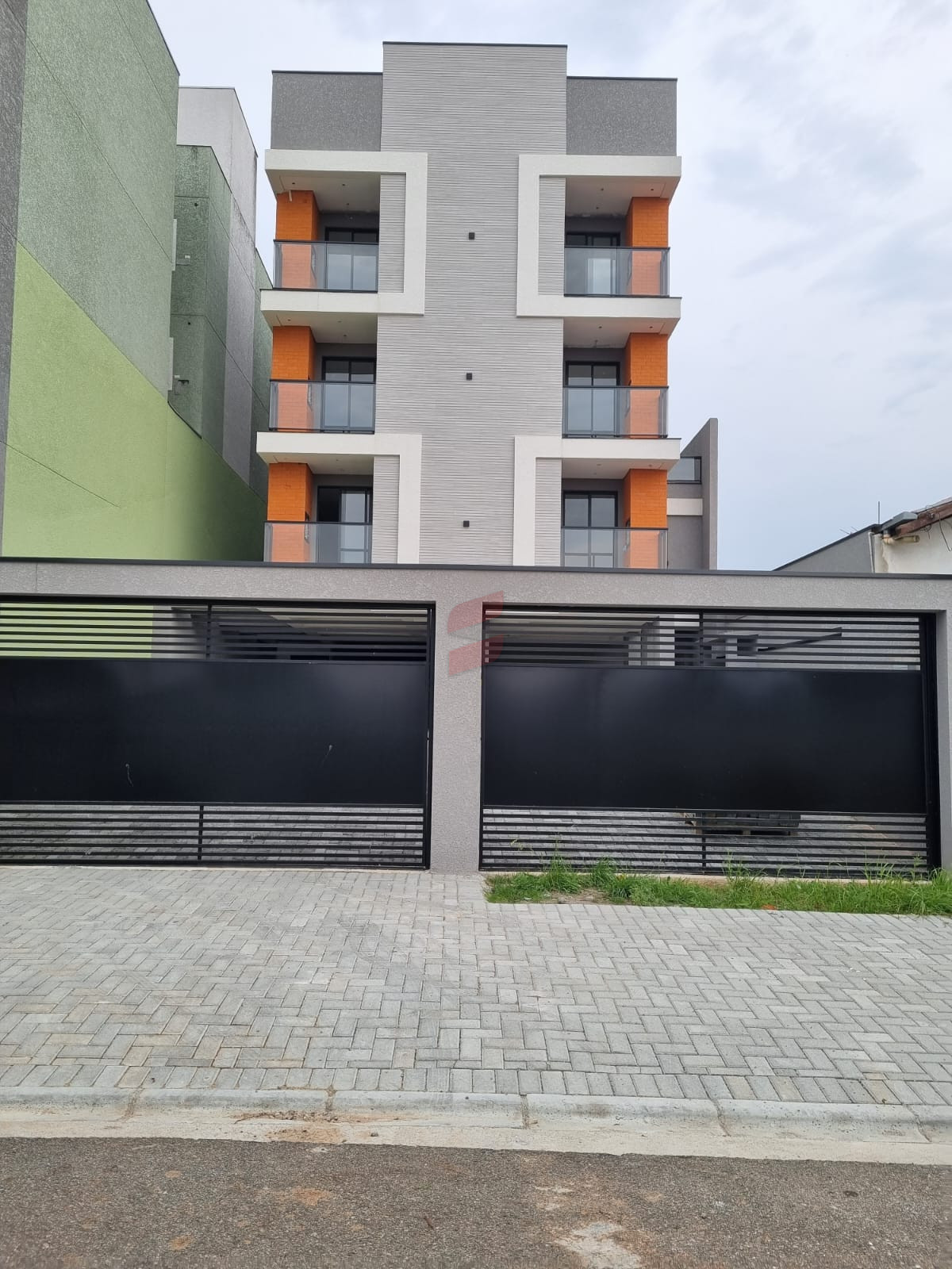 APARTAMENTO com 2 dormitórios à venda com 64.13m² por R$ 259.000,00 no bairro Afonso Pena - SÃO JOSÉ DOS PINHAIS / PR