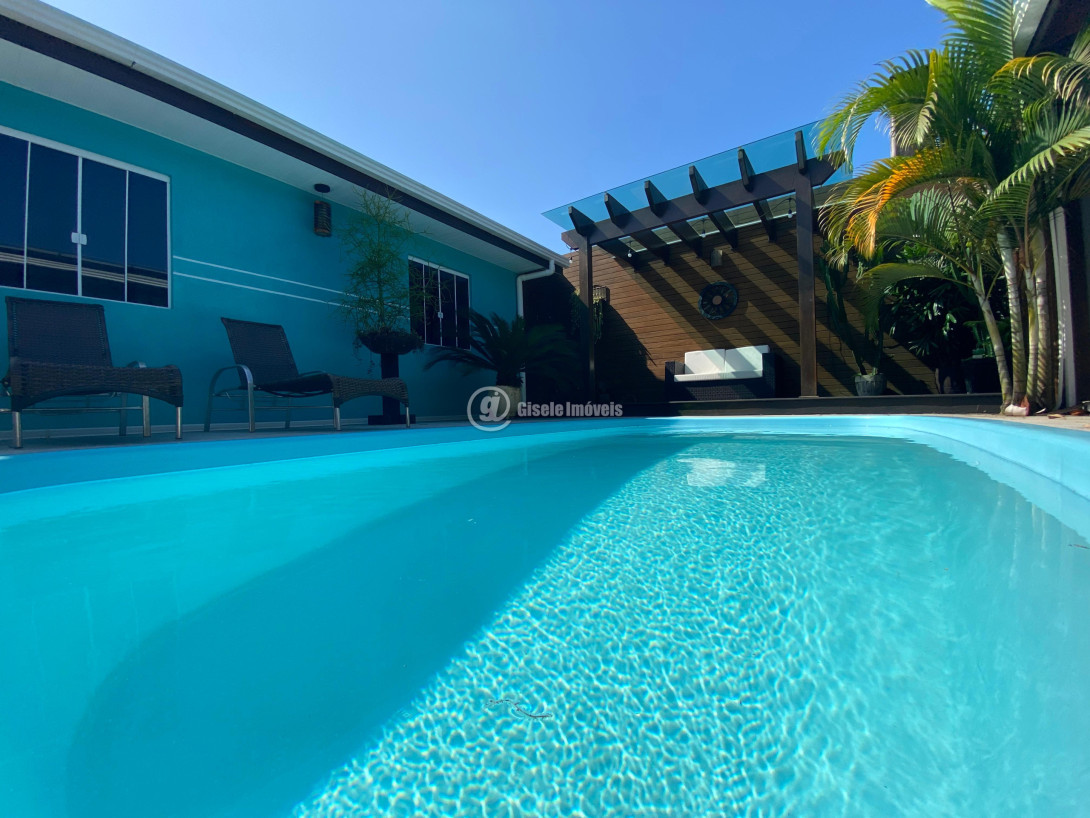 Foto 2 - CASA COM PISCINA - BALNEÁRIO IPANEMA - REF 200