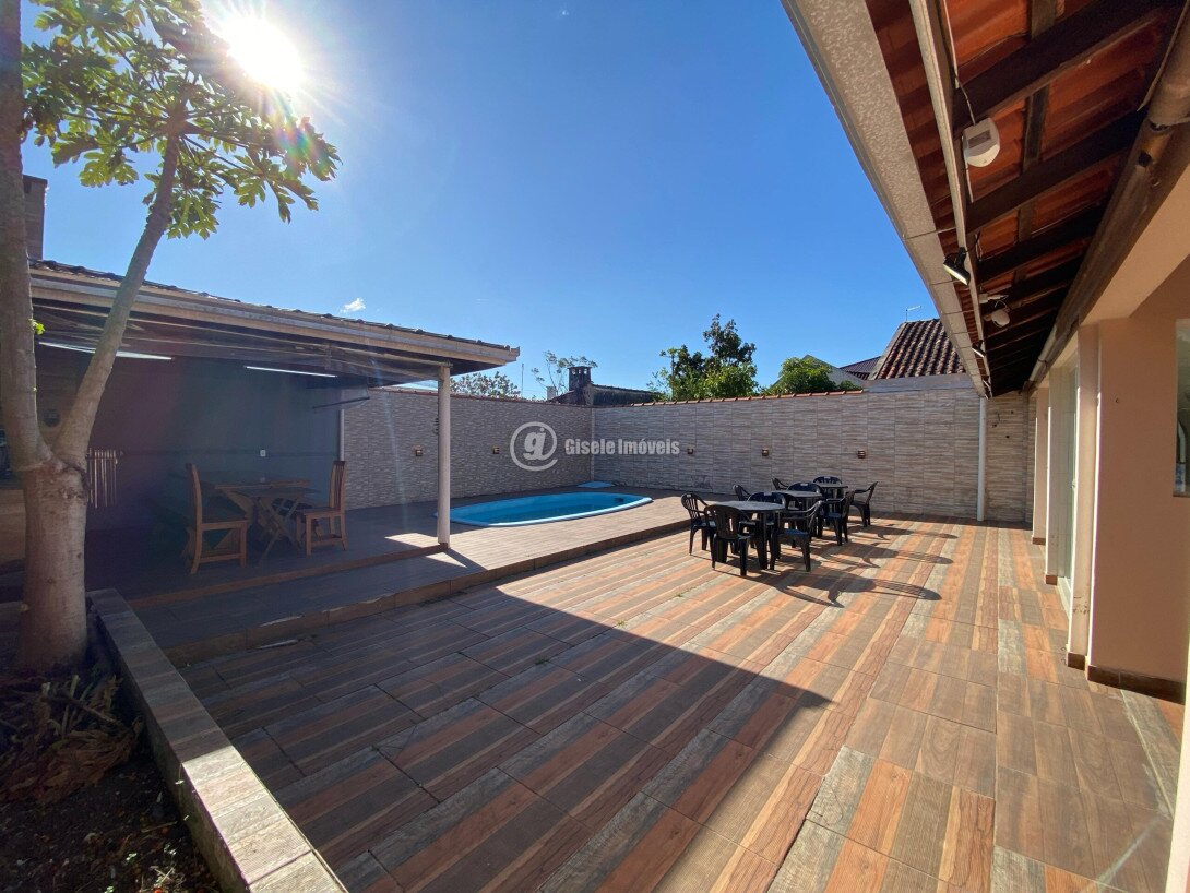Foto 4 - CASA COM PISCINA - BALNEÁRIO IPANEMA - REF 215