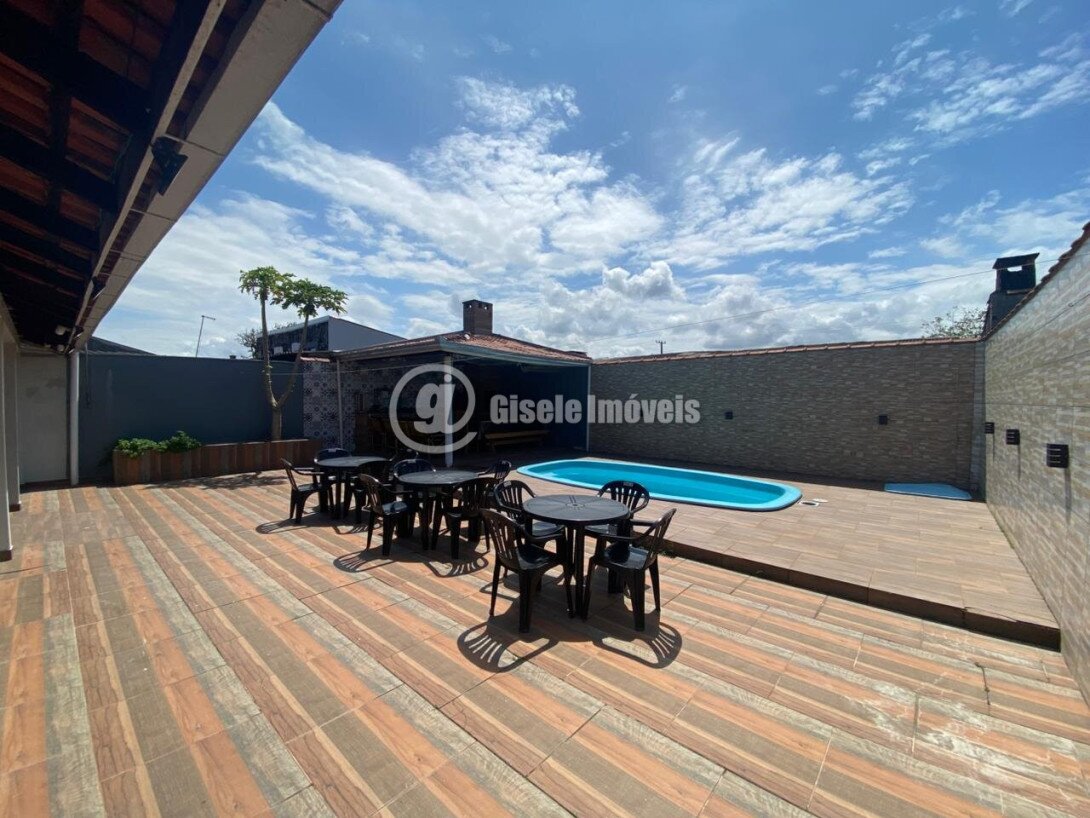 Foto 4 - CASA COM PISCINA - BALNEÁRIO IPANEMA - REF 215