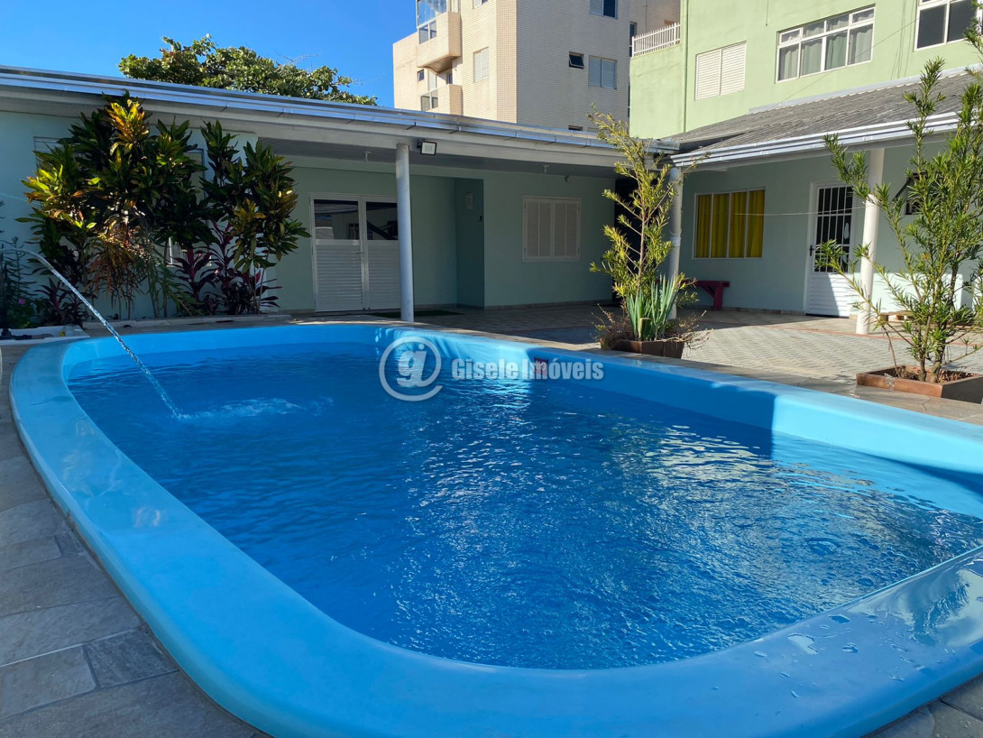 Foto 2 - CASA COM PISCINA - Balneário Ipanema - Ref 233
