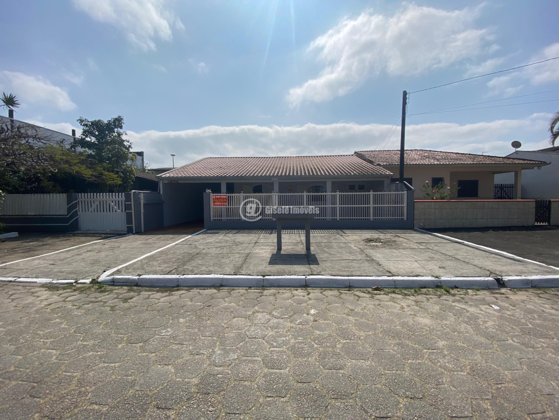 Foto 2 - CASA COM PISCINA - Balneário Ipanema - Ref 205