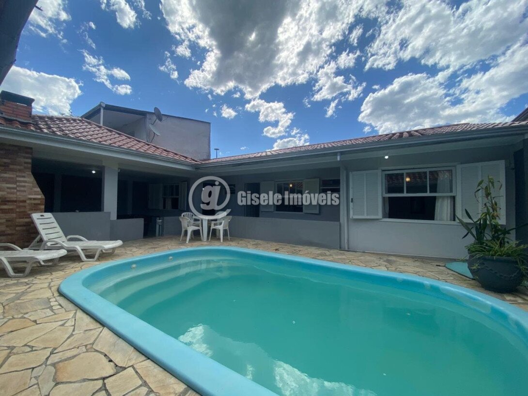 Foto 3 - CASA COM PISCINA - Balneário Ipanema - Ref 205