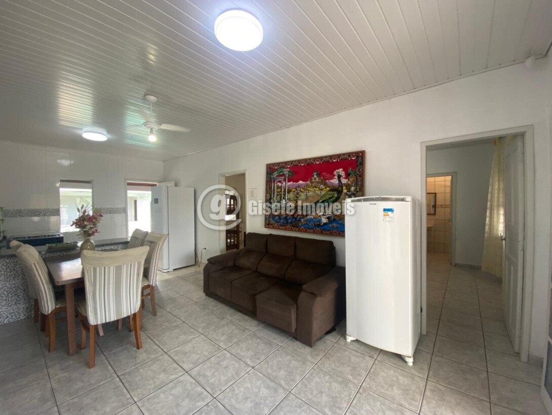 Foto 9 - CASA COM PISCINA - Balneário Ipanema - Ref 205