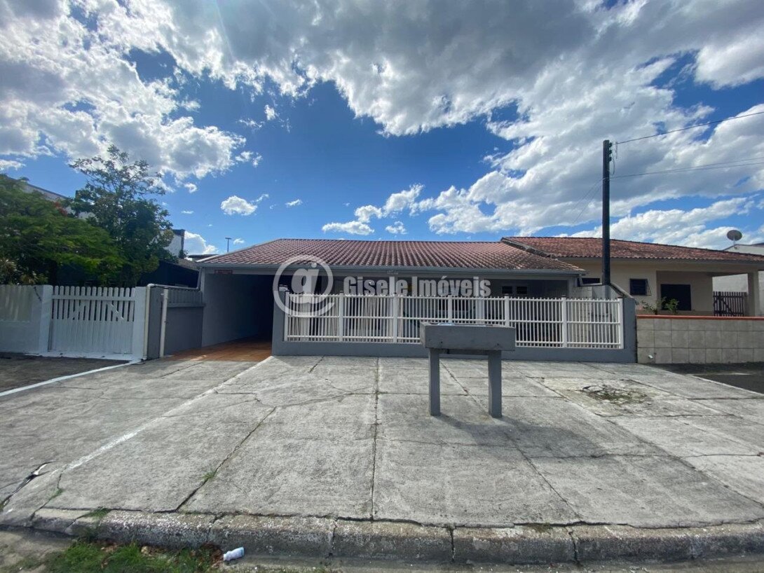 Foto 2 - CASA COM PISCINA - Balneário Ipanema - Ref 205