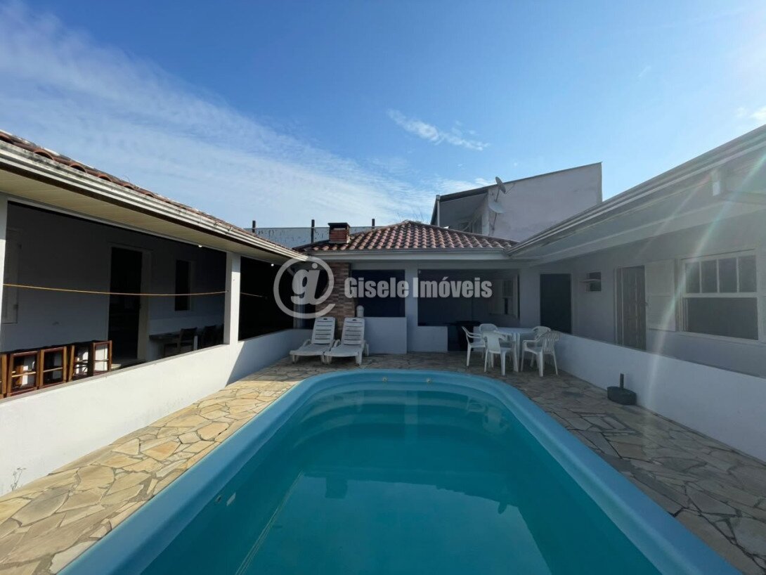 Foto 4 - CASA COM PISCINA - Balneário Ipanema - Ref 205