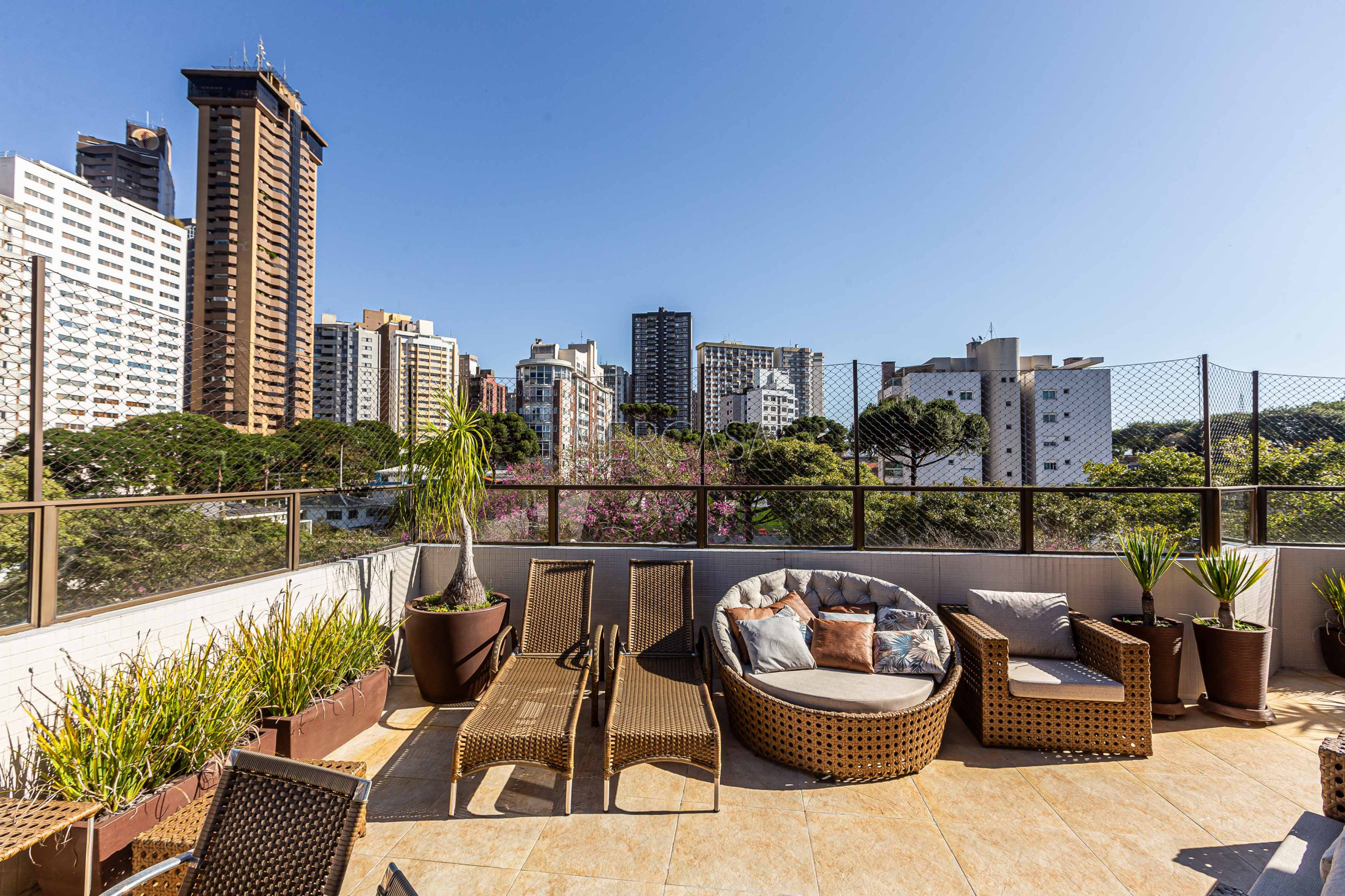 Cobertura à venda em Bigorrilho, Curitiba — MAFI ADMINISTRADORA DE IMOVEIS LTDA