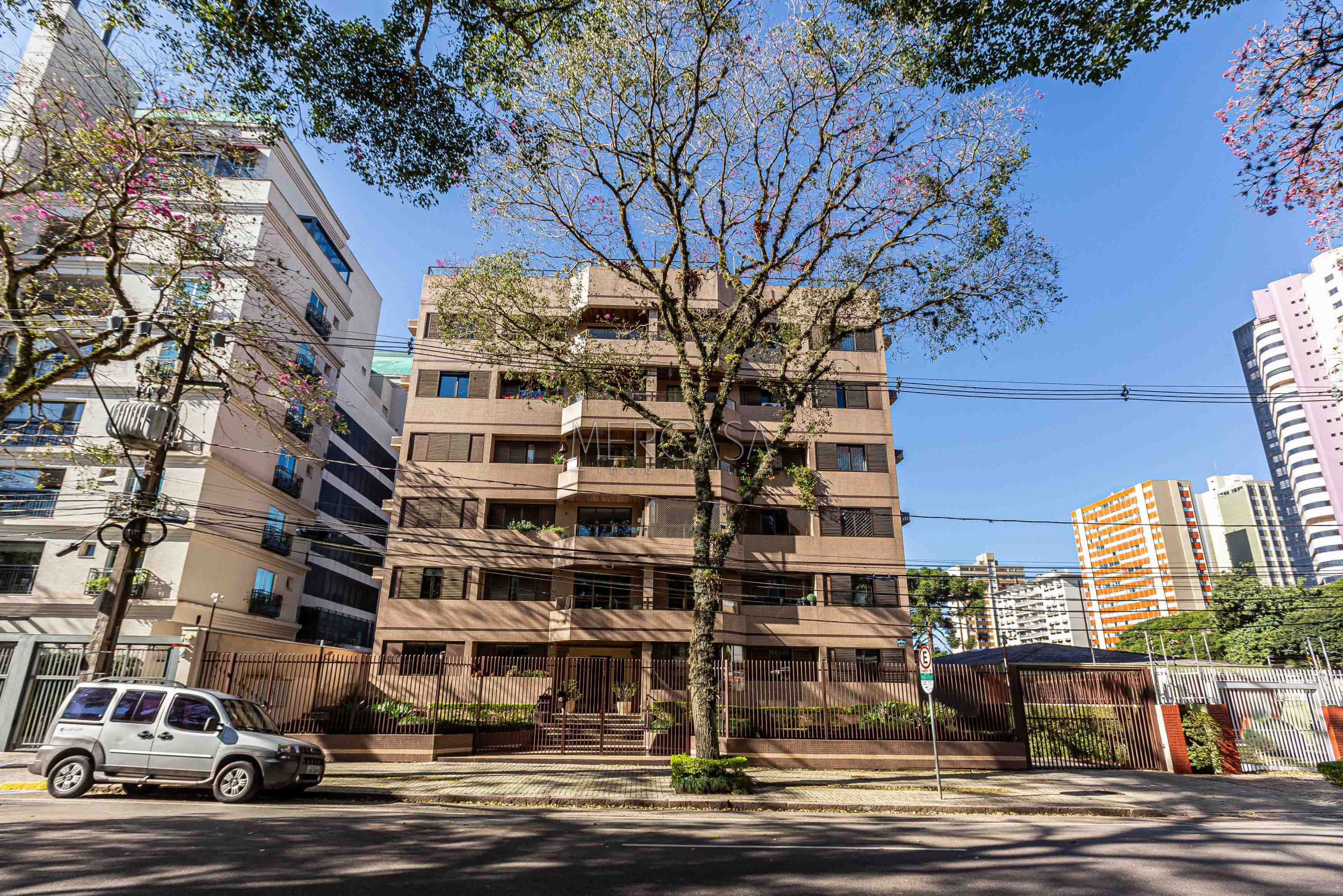 Cobertura à venda em Bigorrilho, Curitiba — MAFI ADMINISTRADORA DE IMOVEIS LTDA