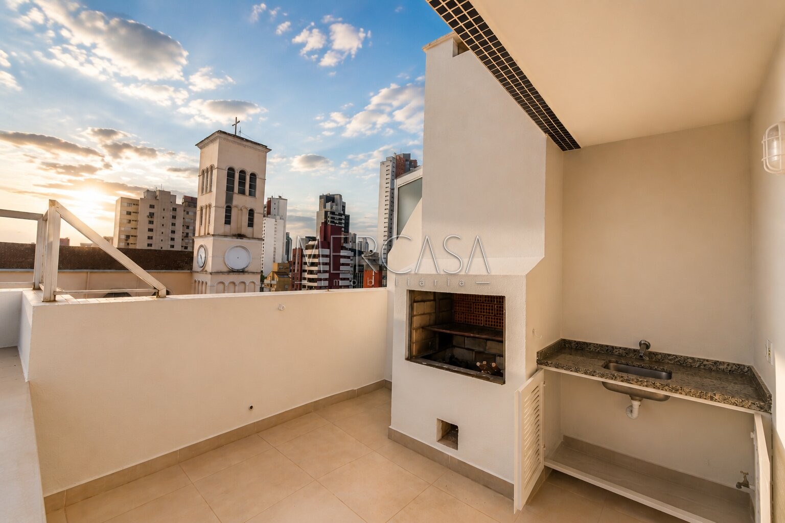 Apartamento à venda em Batel, Curitiba — Portal Chave Fácil