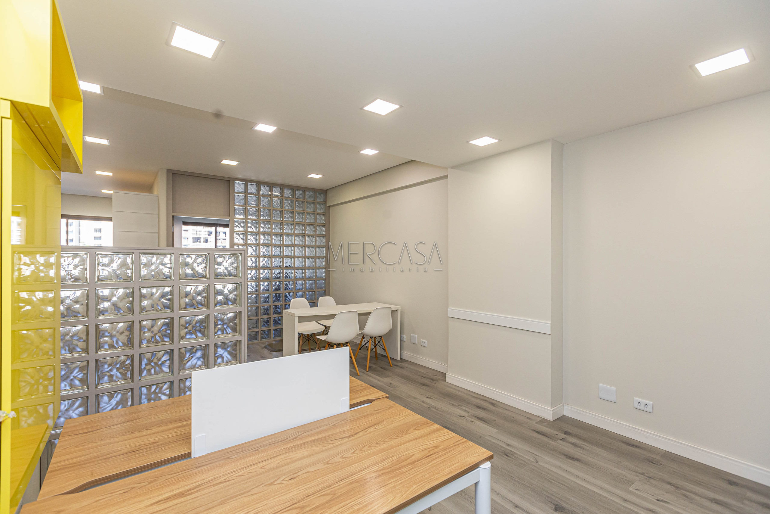 Sala/Conjunto Comercial à venda em Batel, Curitiba — Portal Chave Fácil