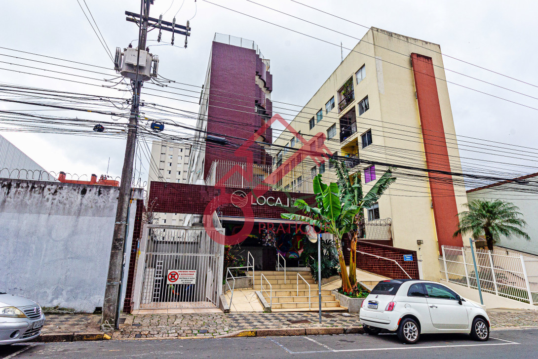 Foto 1 - APARTAMENTO em CURITIBA - PR, no bairro Centro - Referência PIV-APTO0547