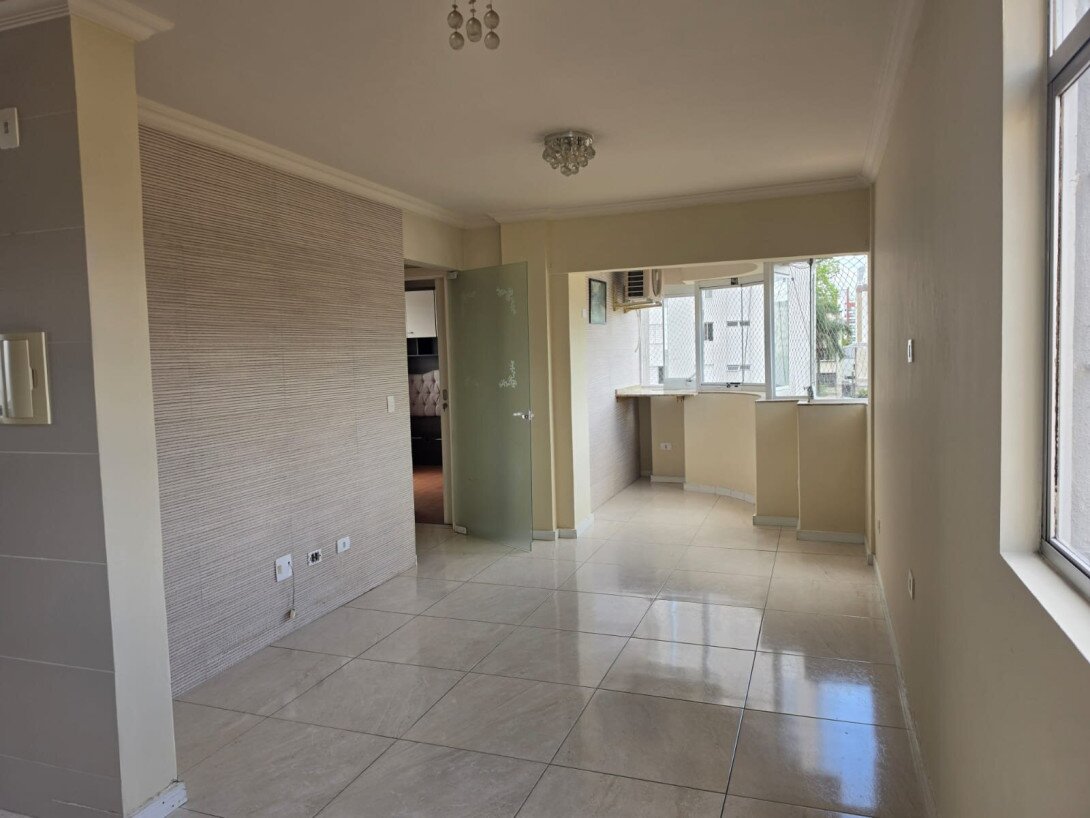 Foto 5 - APARTAMENTO em CURITIBA - PR, no bairro Centro - Referência PIV-APTO0547