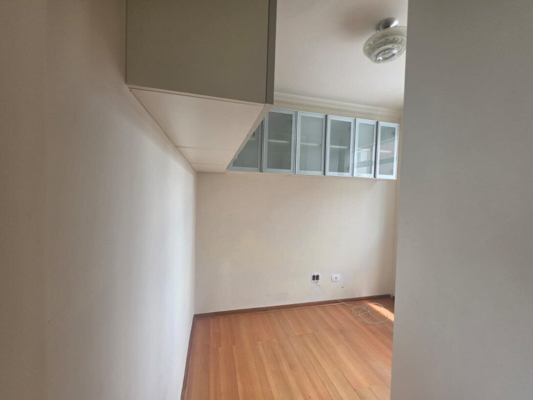 Foto 18 - APARTAMENTO em CURITIBA - PR, no bairro Centro - Referência PIV-APTO0547