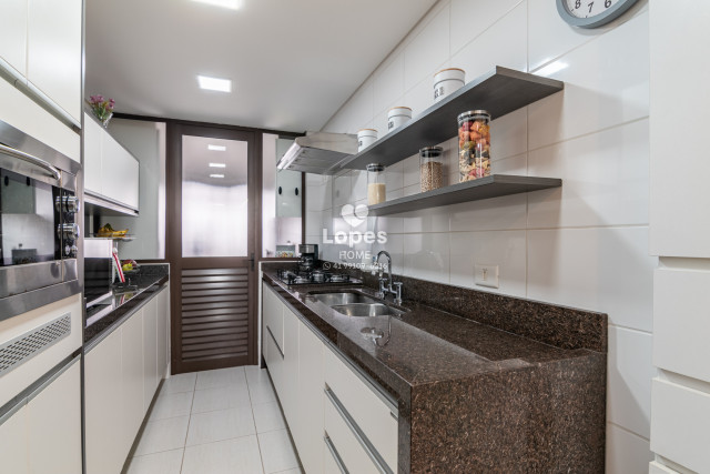 APARTAMENTO no Bairro: Mercês - Lopes Home - Curitiba - foto 6