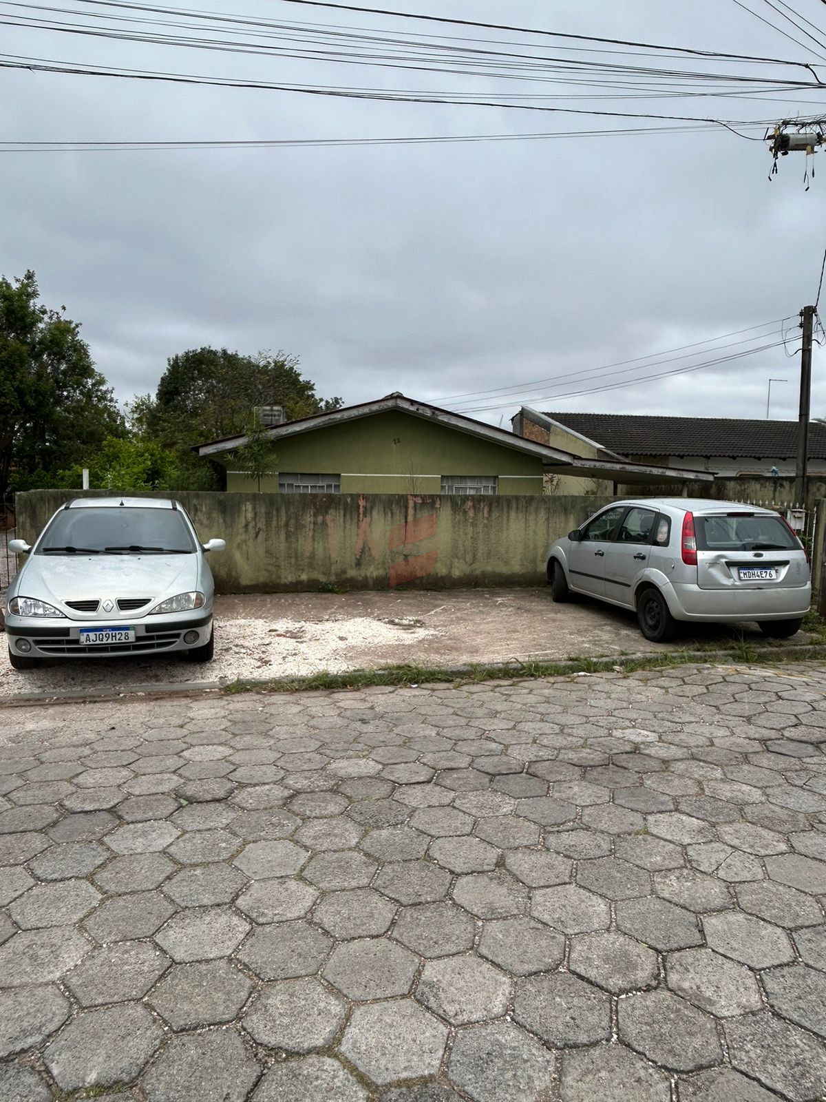 CASA à venda com 437.5m² por R$ 510.000,00 no bairro Vargem Grande - PINHAIS / PR