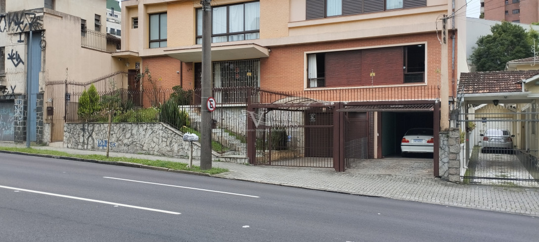 Foto 3 - APARTAMENTO em CURITIBA - PR, no bairro Alto da Glória - Referência VI-VR-APCASAALTOGLORIA