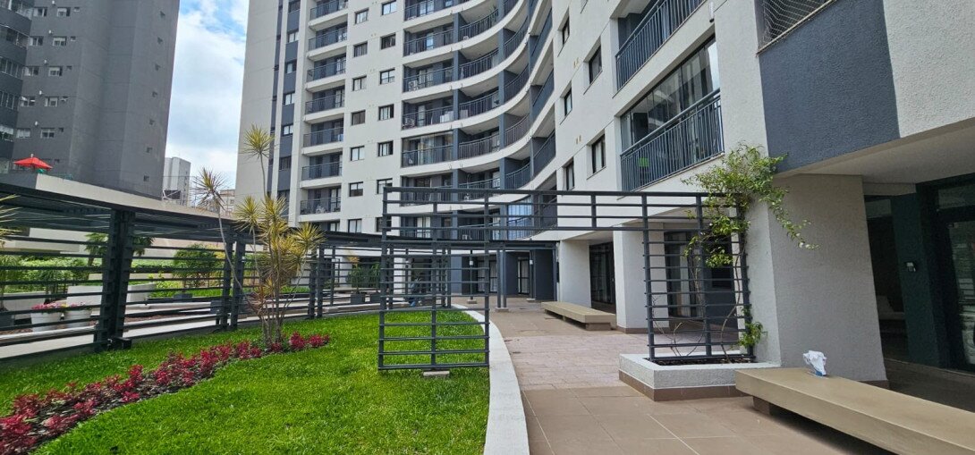 Foto 3 - APARTAMENTO em CURITIBA - PR, no bairro Água Verde - Referência PIL-APTO0476