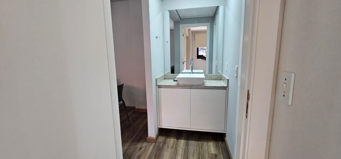 Foto 11 - APARTAMENTO em CURITIBA - PR, no bairro Água Verde - Referência PIL-APTO0476