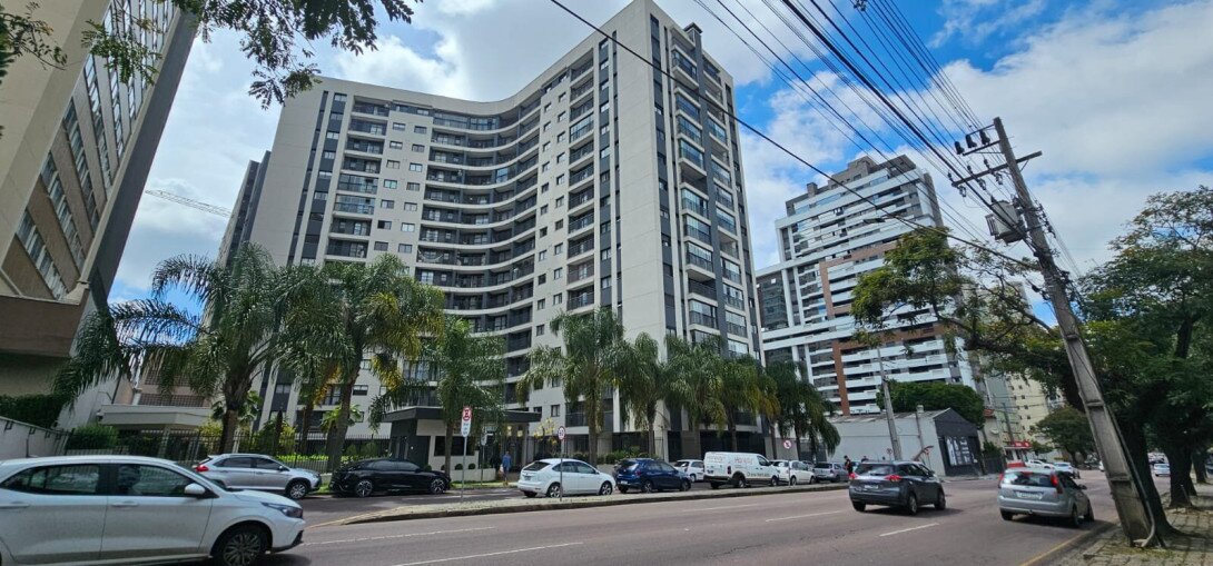 Foto 2 - APARTAMENTO em CURITIBA - PR, no bairro Água Verde - Referência PIL-APTO0476