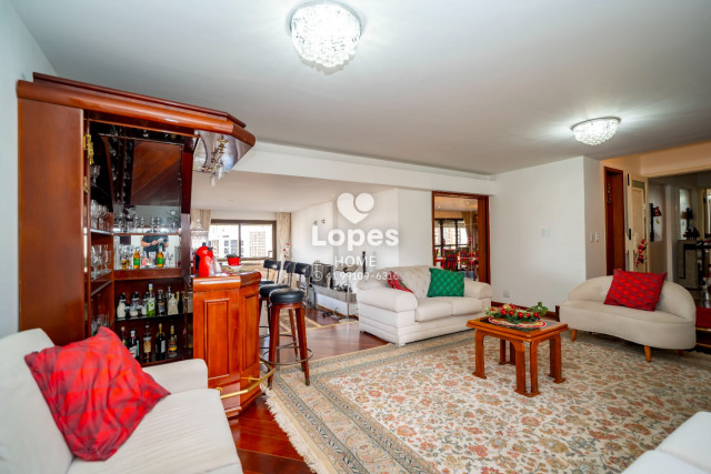 APARTAMENTO no Bairro: Água Verde - Lopes Home - Curitiba - foto 1