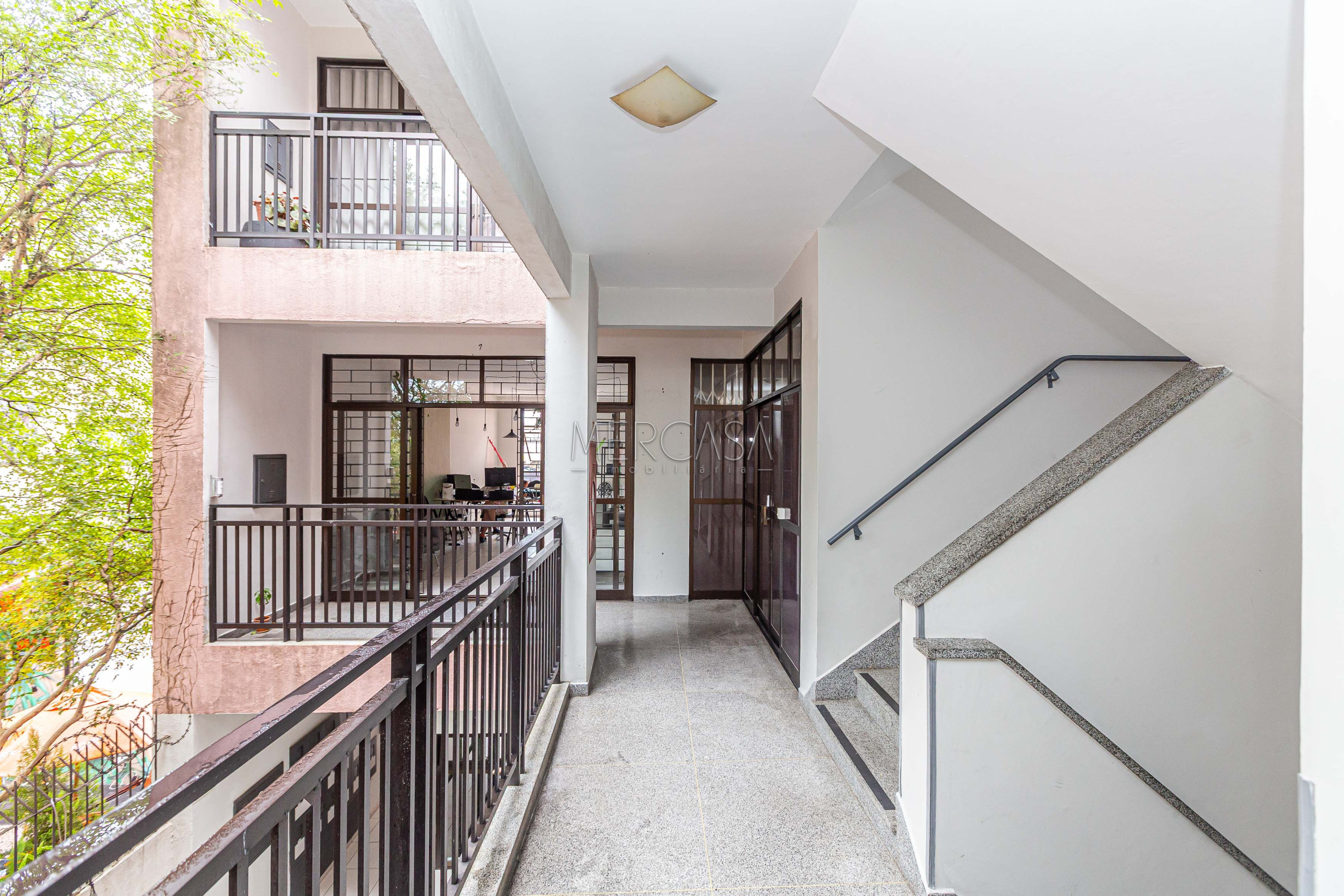 Sala/Conjunto Comercial para alugar em São Francisco, Curitiba — Portal Chave Fácil