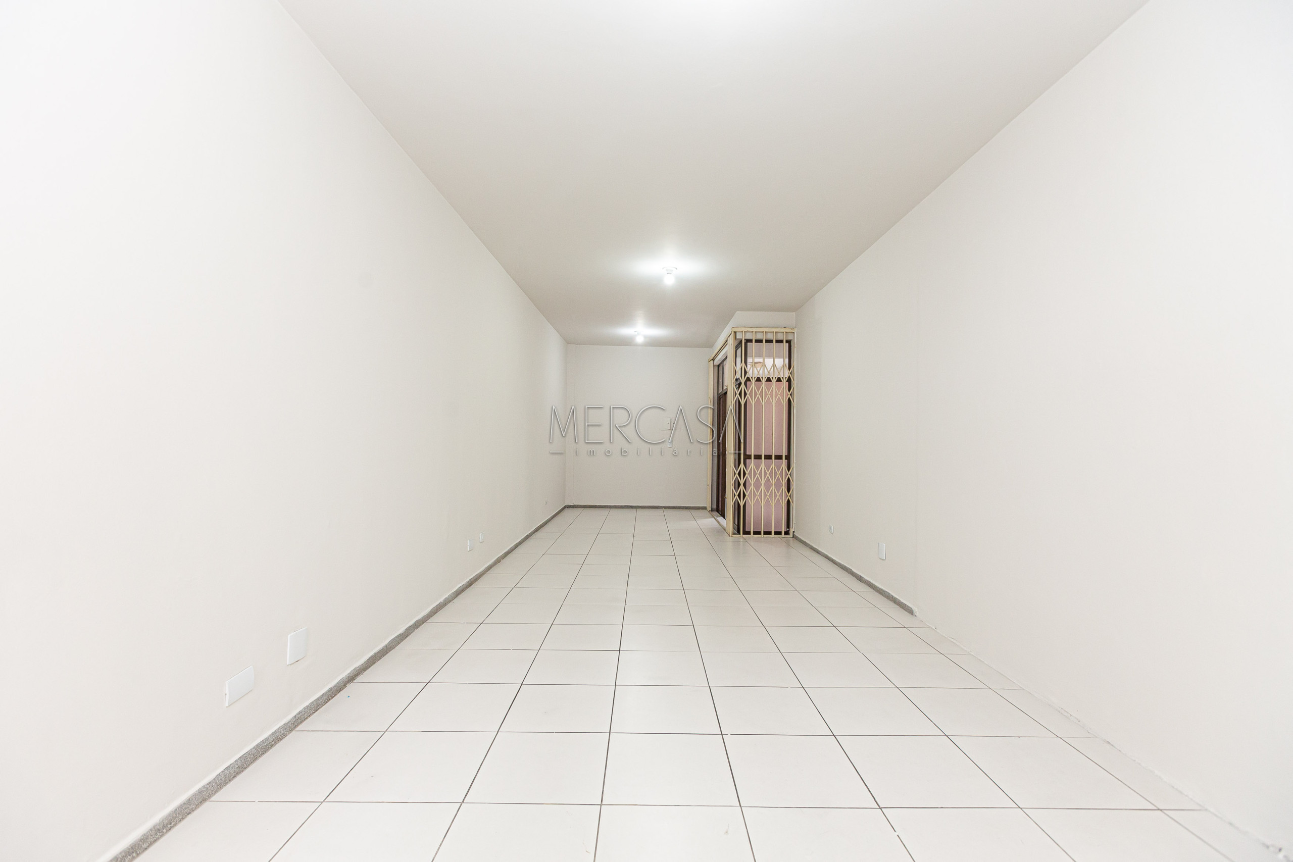 Comercial para alugar em São Francisco, Curitiba — Kondor Imóveis: Imobiliária em Curitiba | Uma imobiliária pra você