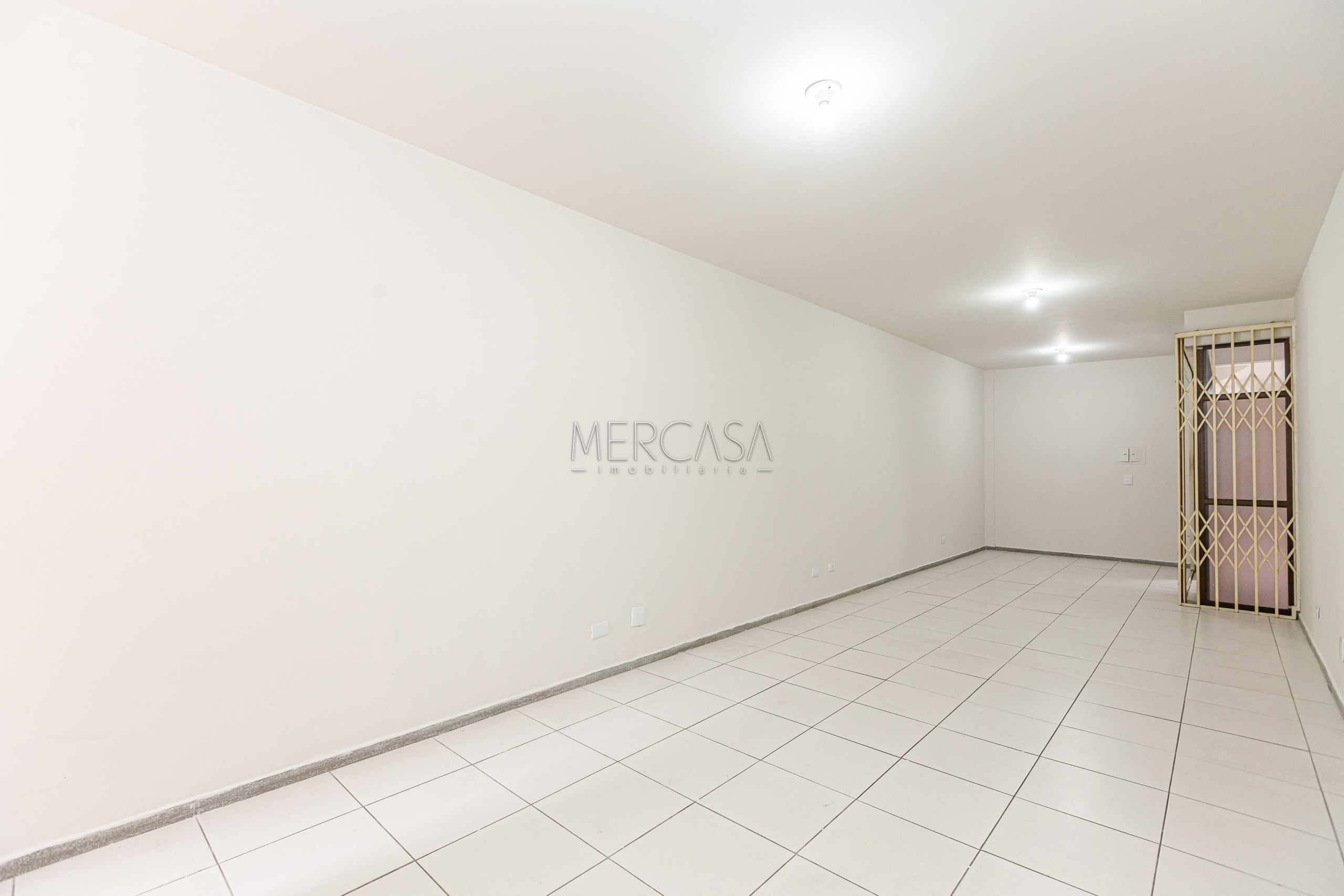 Comercial para alugar em São Francisco, Curitiba — Kondor Imóveis: Imobiliária em Curitiba | Uma imobiliária pra você