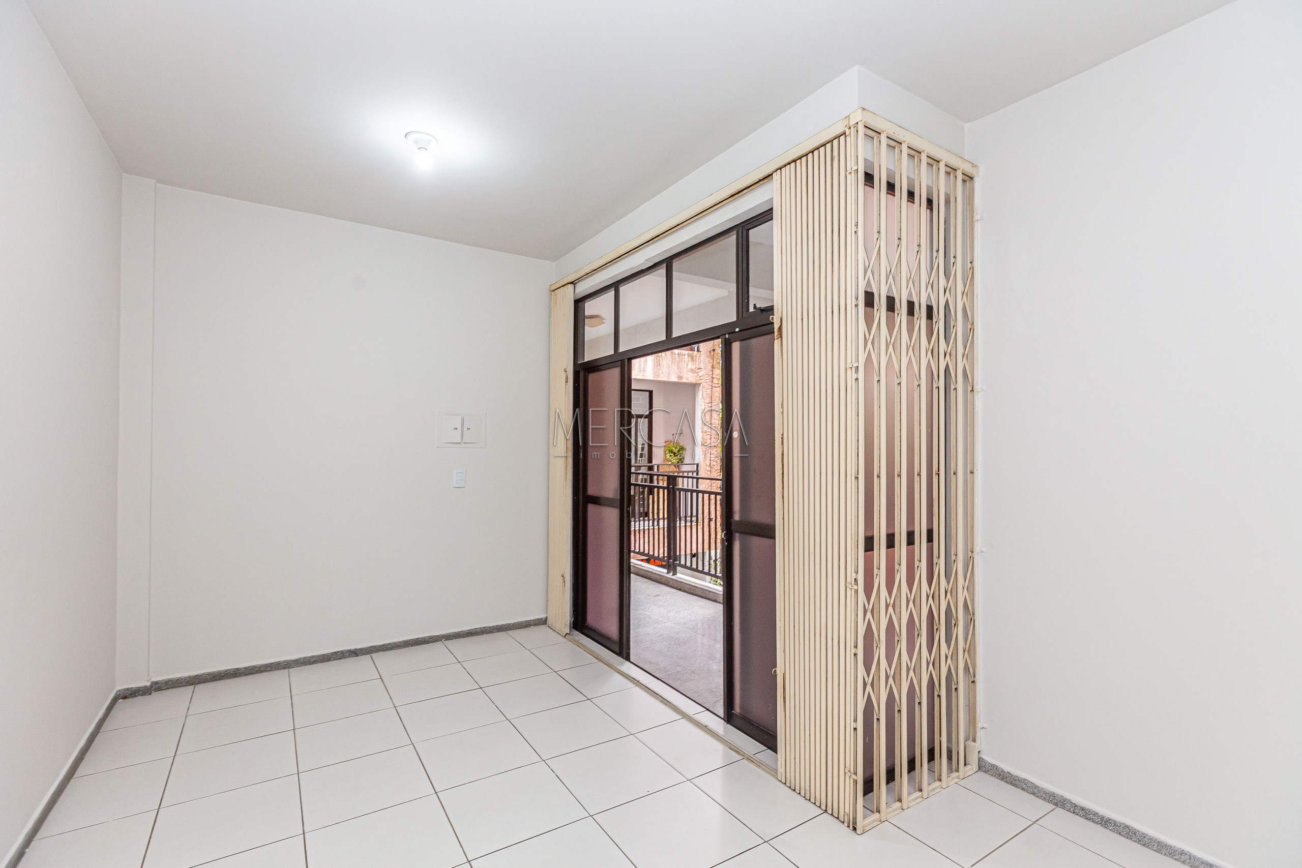 Comercial para alugar em São Francisco, Curitiba — Kondor Imóveis: Imobiliária em Curitiba | Uma imobiliária pra você