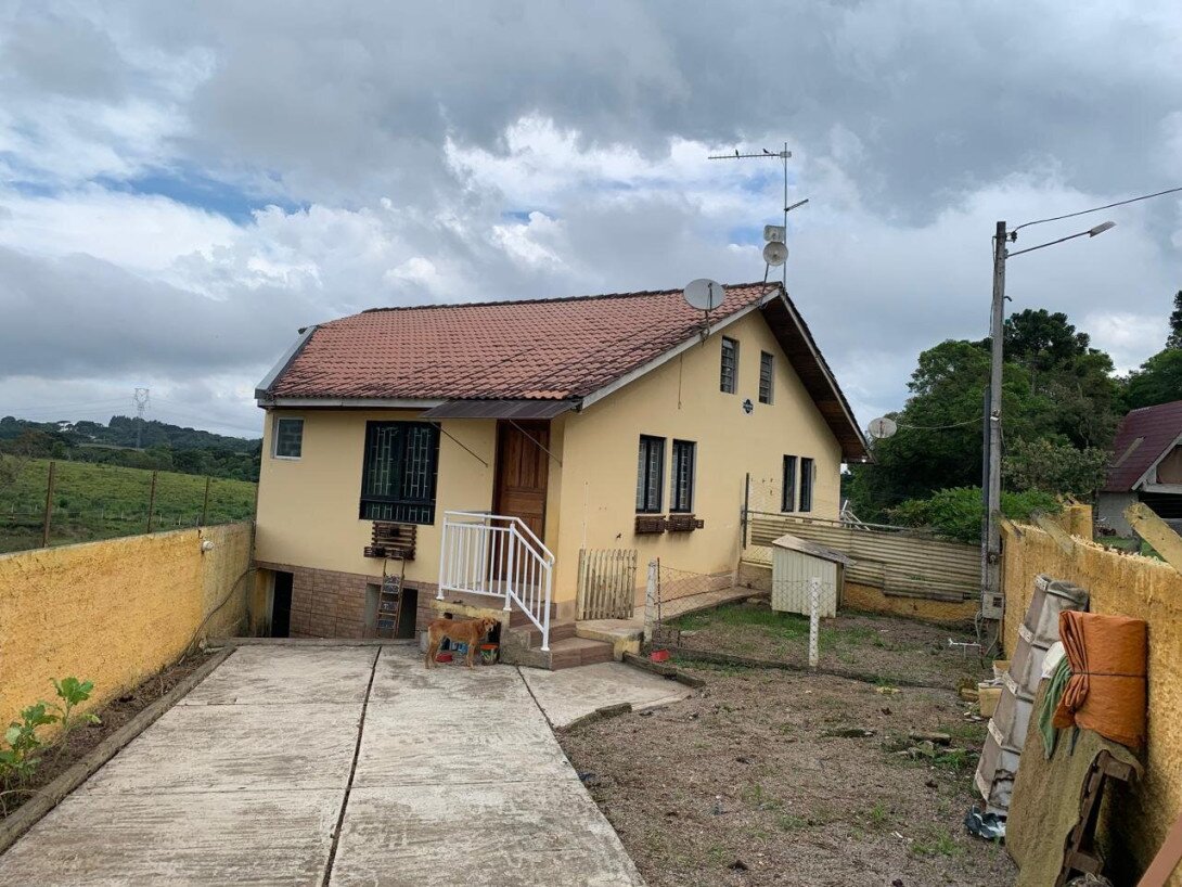 Foto 1 - CASA em SÃO JOSÉ DOS PINHAIS - PR, no bairro Campo Largo da Roseira - Referência PIL-CS0132