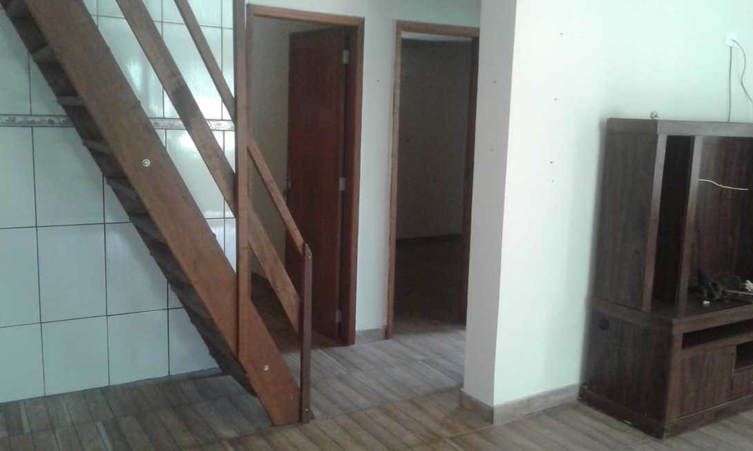 Foto 6 - CASA em SÃO JOSÉ DOS PINHAIS - PR, no bairro Campo Largo da Roseira - Referência PIL-CS0132