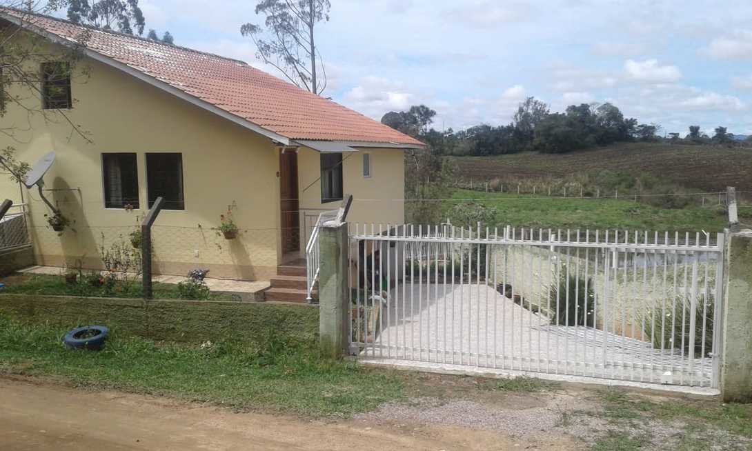 Foto 2 - CASA em SÃO JOSÉ DOS PINHAIS - PR, no bairro Campo Largo da Roseira - Referência PIL-CS0132
