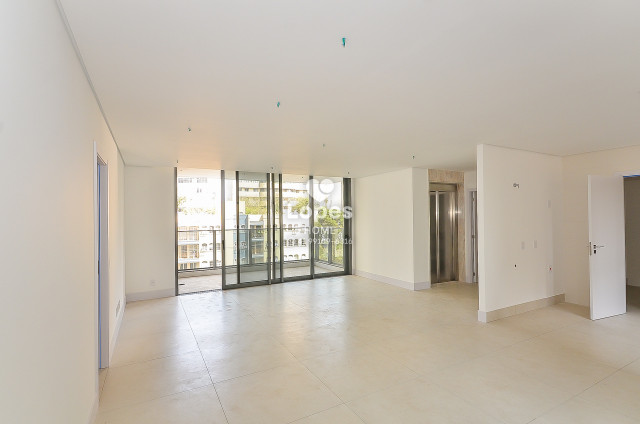 APARTAMENTO no Bairro: Água Verde - Lopes Home - Curitiba - foto 4