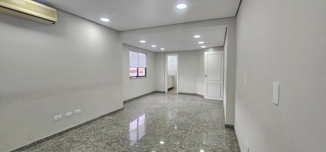 Foto 8 - CONJUNTO/SALA COMERCIAL em CURITIBA - PR, no bairro Bom Retiro - Referência PIL-CJCOM0135